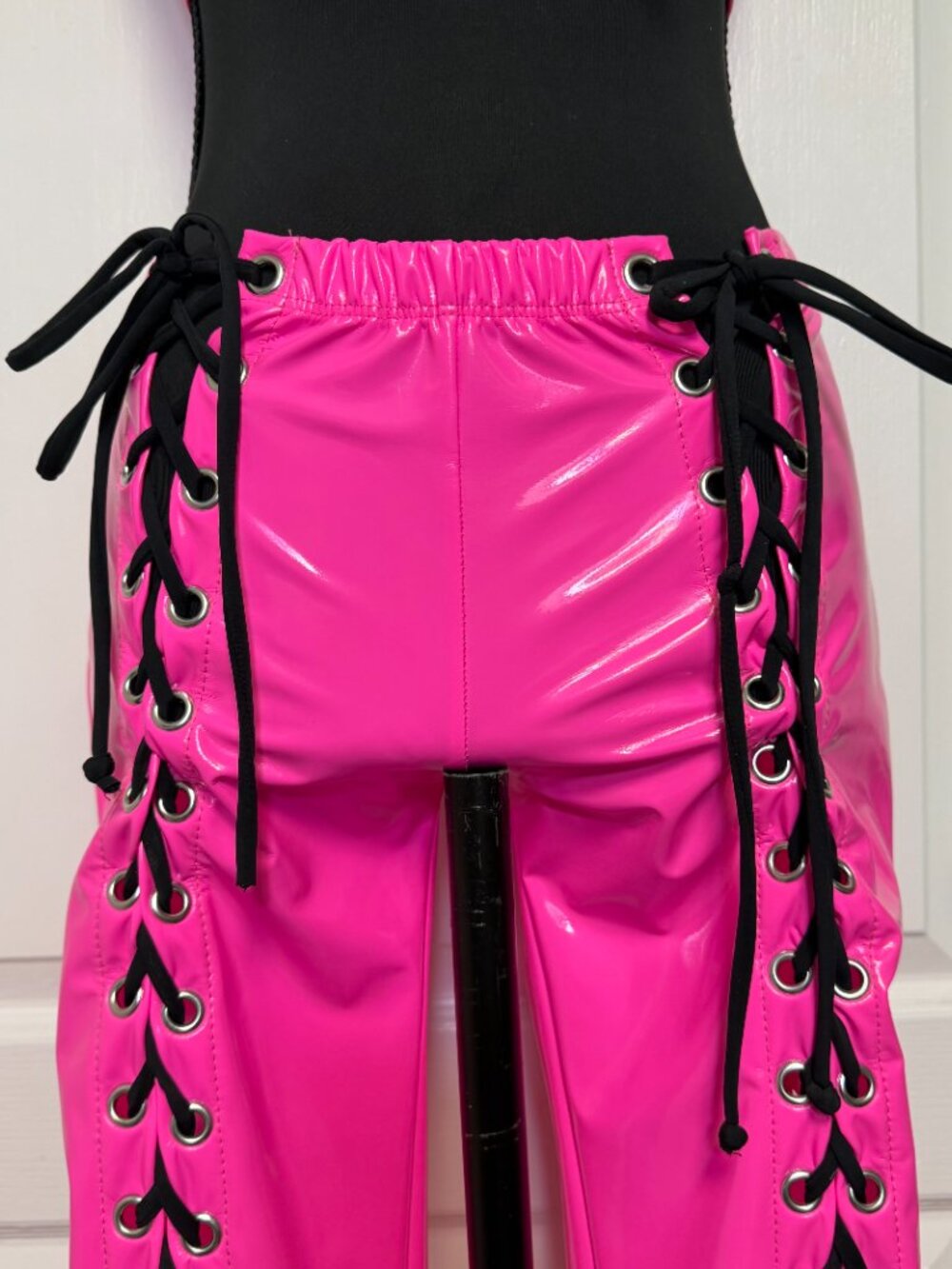 Valentine Y2K Hot Pink Lace Up 2 Piece Set – Made in USA – S/M Top M/L Pants - Picture 4 of 8
